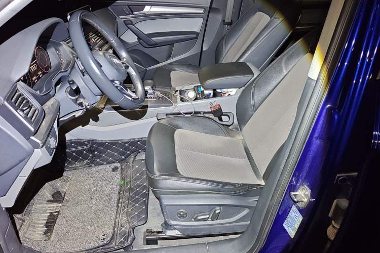 Used Audi Q5L 2018 45 TFSI Prestige Fashion Edition China V Emission Standard Left Front Seat