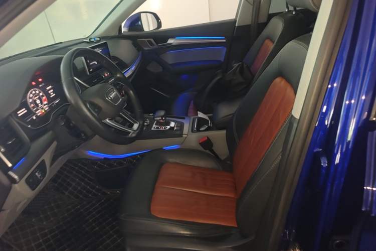 Used Audi Q5L 2018 45 TFSI Prestige Fashion Edition China VI Emission Standard Left Front Seat