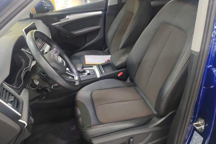 Used Audi Q5L 2018 40 TFSI Prestige Fashion Edition China VI Left Front Seat