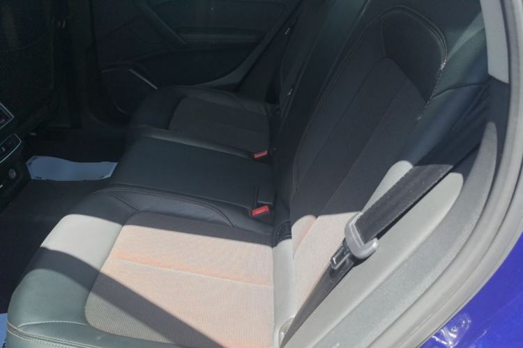 Used Audi Q5L 2018 45 TFSI Prestige Fashion Edition China V Emission Standard Left Rear Seat