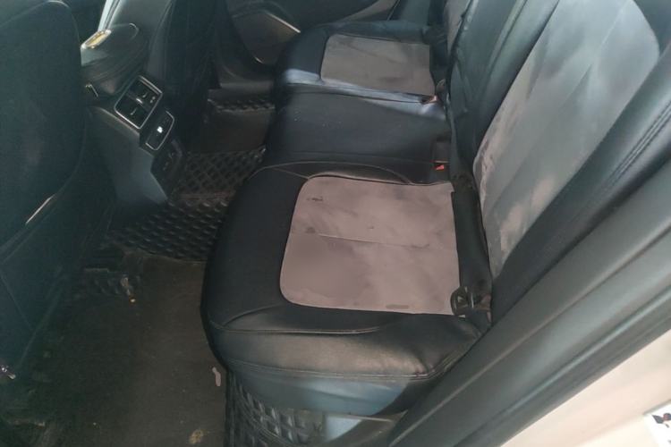 Used Audi Q5L 2018 40 TFSI Prestige Fashion Edition China VI Left Rear Seat