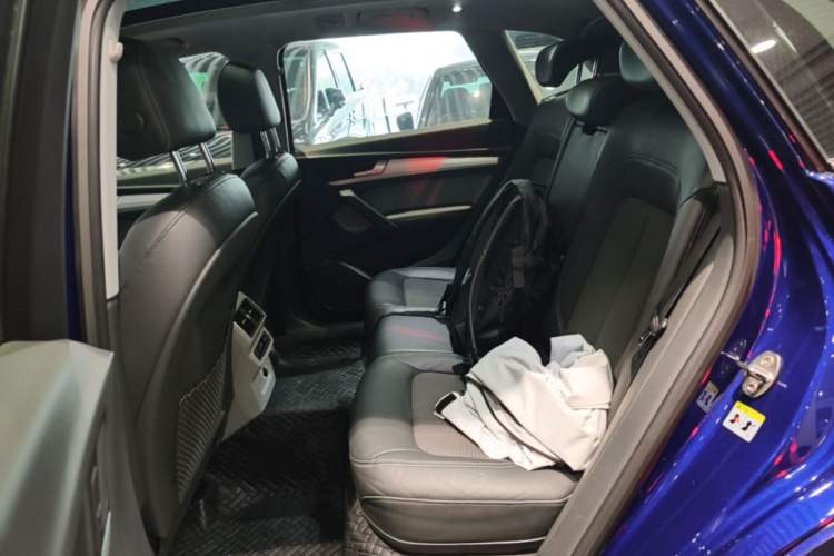 Used Audi Q5L 2018 40 TFSI Prestige Fashion Edition China V Left Rear Seat