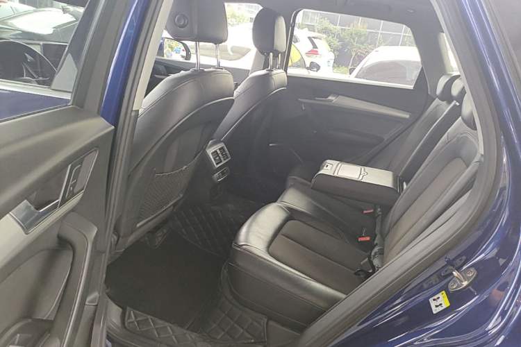 Used Audi Q5L 2018 40 TFSI Prestige Fashion Edition China V Left Rear Seat