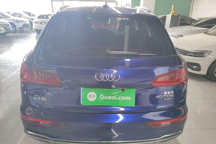 Used Audi Q5L 2018 40 TFSI Prestige Fashion Edition China VI Rear
