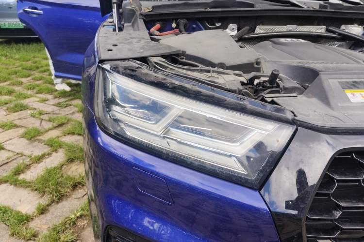 Used Audi Q5L 2018 45 TFSI Prestige Fashion Edition China VI Emission Standard Right Front Headlight