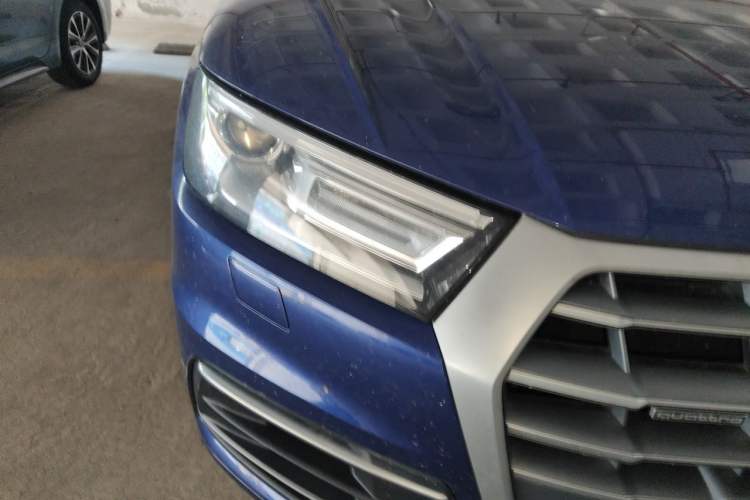 Used Audi Q5L 2018 40 TFSI Prestige Edition China V Right Front Headlight