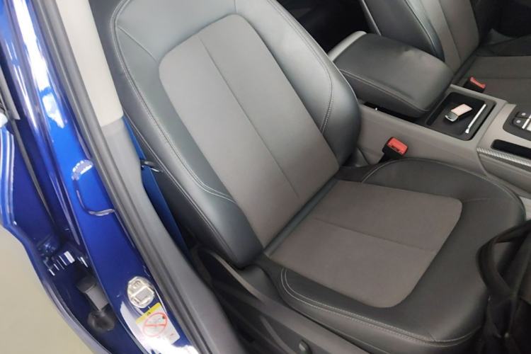 Used Audi Q5L 2018 45 TFSI Prestige Fashion Edition China V Emission Standard Right Front Seat