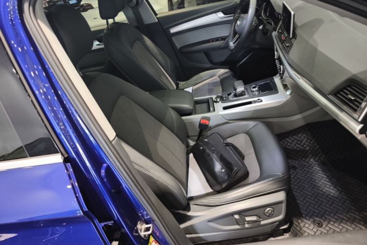 Used Audi Q5L 2018 40 TFSI Prestige Fashion Edition China V Right Front Seat
