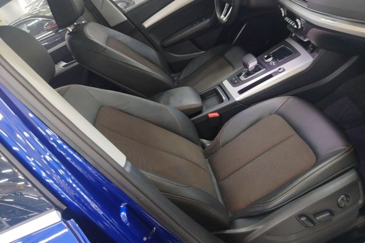 Used Audi Q5L 2018 40 TFSI Prestige Fashion Edition China VI Right Front Seat