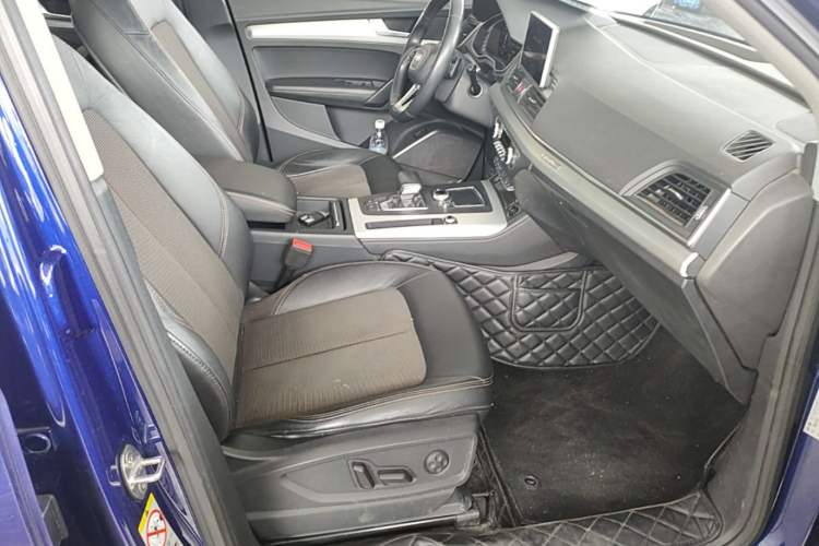Used Audi Q5L 2018 40 TFSI Prestige Fashion Edition China V Right Front Seat