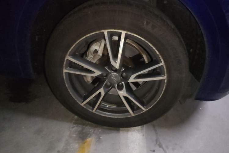 Used Audi Q5L 2018 45 TFSI Prestige Fashion Edition China VI Emission Standard Right Front Wheel Hub