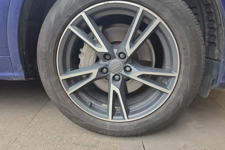 Used Audi Q5L 2018 40 TFSI Prestige Fashion Edition China V Right Front Wheel Hub