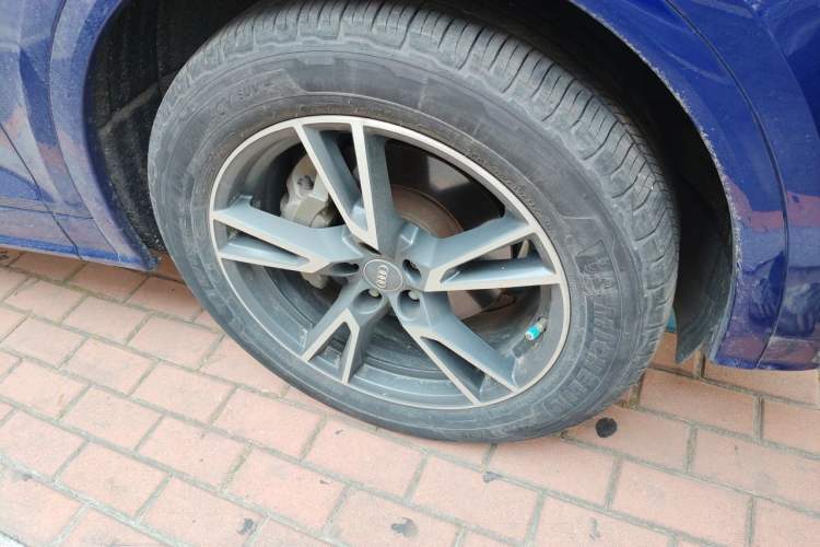 Used Audi Q5L 2018 40 TFSI Prestige Fashion Edition China V Right Front Wheel Hub