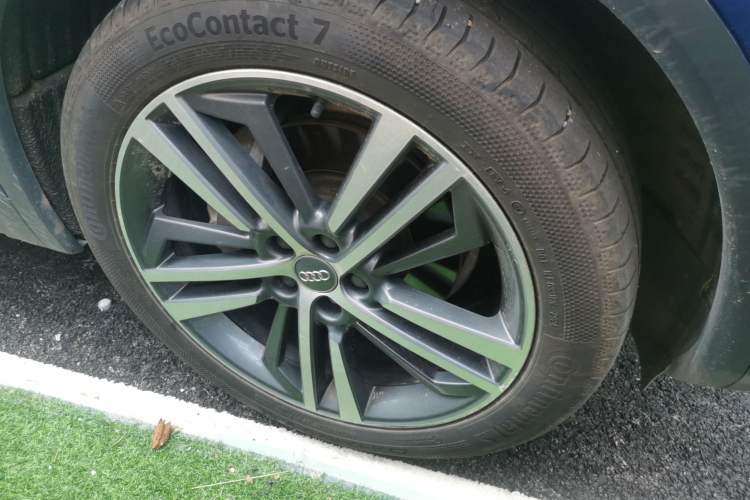Used Audi Q5L 2018 45 TFSI Prestige Elegant Version China V Right Front Wheel Hub