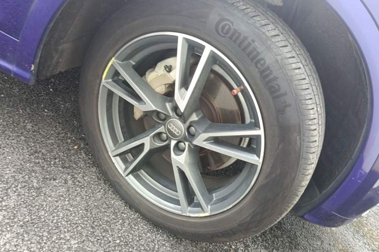 Used Audi Q5L 2018 40 TFSI Prestige Fashion Edition China V Right Front Wheel Hub
