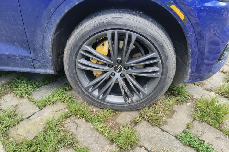Used Audi Q5L 2018 45 TFSI Prestige Fashion Edition China VI Emission Standard Right Front Wheel Hub