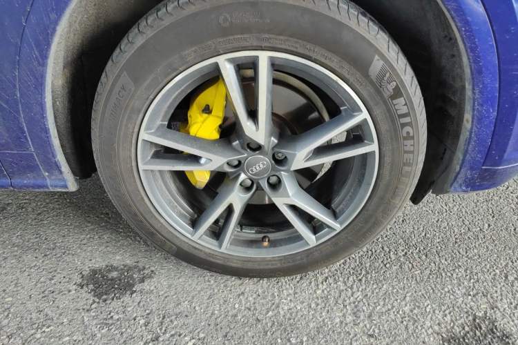 Used Audi Q5L 2018 40 TFSI Prestige Fashion Edition China V Right Front Wheel Hub