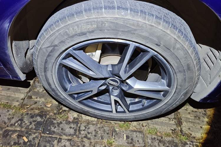 Used Audi Q5L 2018 45 TFSI Prestige Fashion Edition China V Emission Standard Right Front Wheel Hub