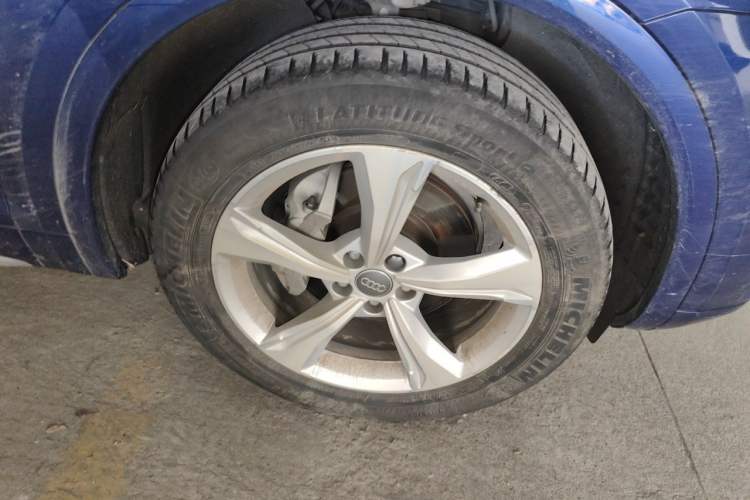 Used Audi Q5L 2018 40 TFSI Prestige Edition China V Right Front Wheel Hub