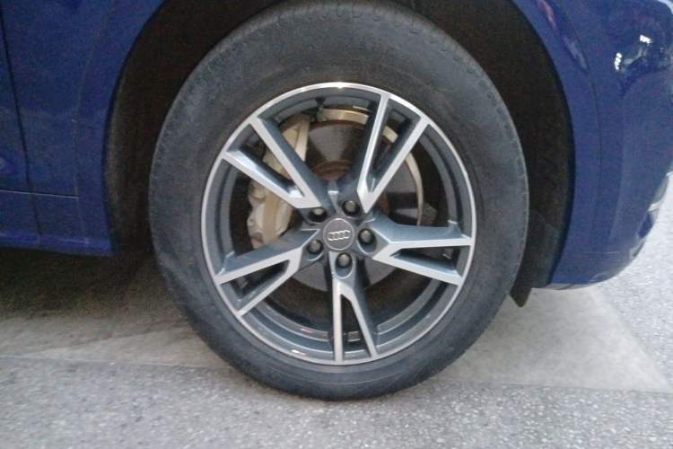 Used Audi Q5L 2018 40 TFSI Prestige Fashion Edition China V Right Front Wheel Hub