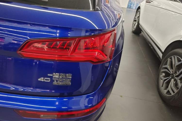 Used Audi Q5L 2018 40 TFSI Prestige Fashion Edition China VI Right Rear Taillight