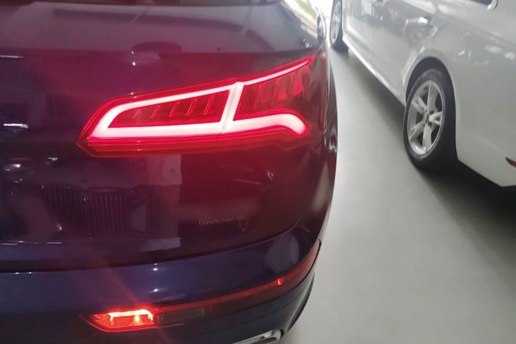 Used Audi Q5L 2018 45 TFSI Prestige Fashion Edition China V Emission Standard Right Rear Taillight