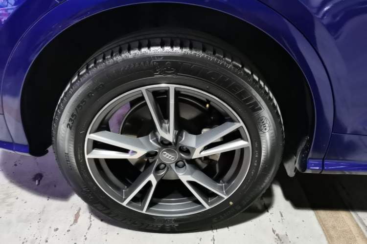 Used Audi Q5L 2018 40 TFSI Prestige Fashion Edition China VI Right Rear Wheel Hub