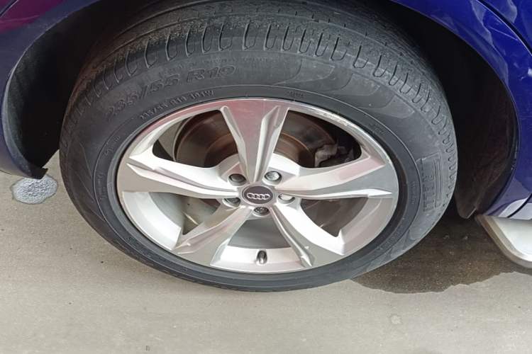 Used Audi Q5L 2018 40 TFSI Prestige Edition China V Right Rear Wheel Hub