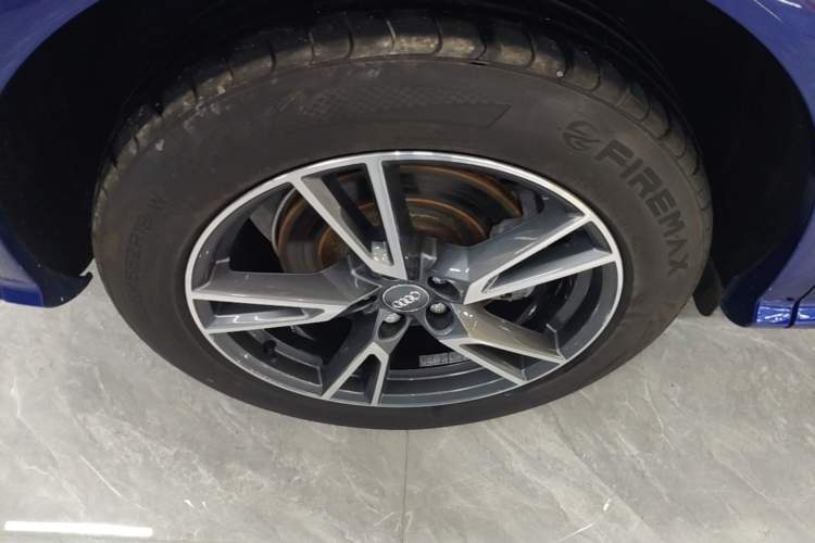 Used Audi Q5L 2018 40 TFSI Prestige Fashion Edition China VI Right Rear Wheel Hub