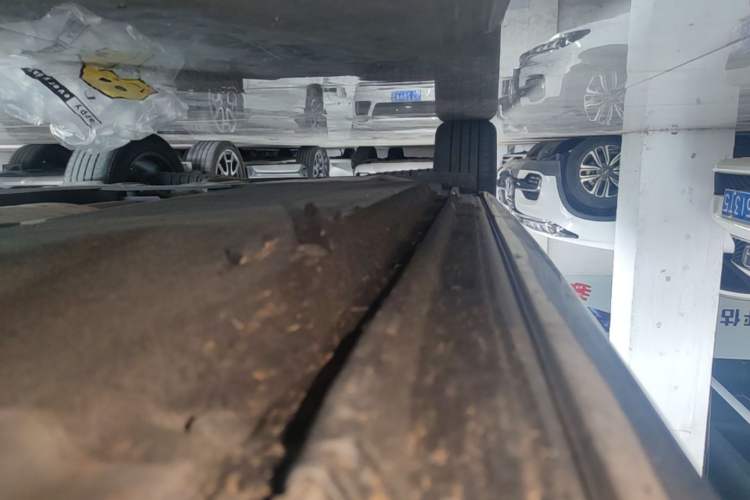 Used Audi Q5L 2018 40 TFSI Prestige Fashion Edition China VI Right Side Sill