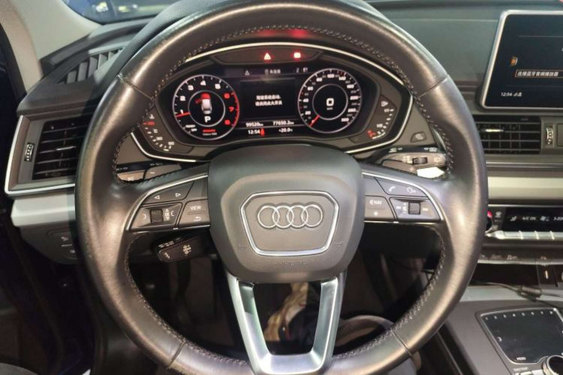 Used Audi Q5L 2018 40 TFSI Prestige Fashion Edition China V Steering Wheel