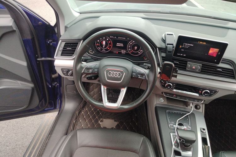 Used Audi Q5L 2018 40 TFSI Prestige Fashion Edition China VI Steering Wheel