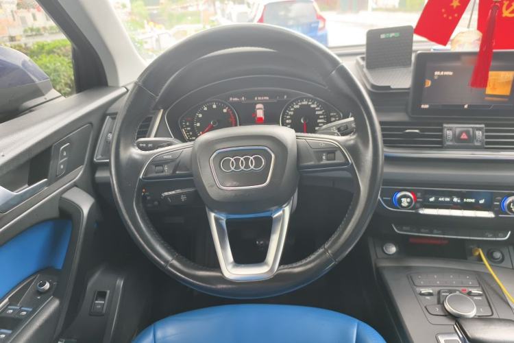 Used Audi Q5L 2018 40 TFSI Prestige Edition China VI Emission Standard Steering Wheel