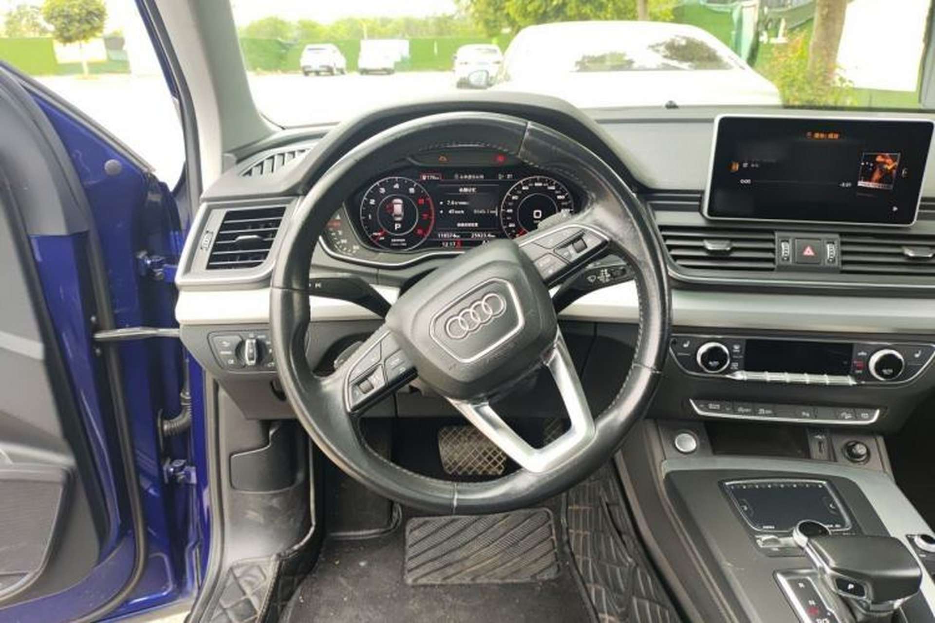 Used Audi Q5L 2018 40 TFSI Prestige Fashion Edition China V Steering Wheel