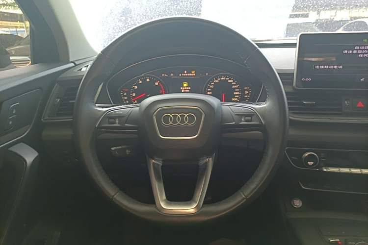 Used Audi Q5L 2018 40 TFSI Prestige Edition China V Steering Wheel