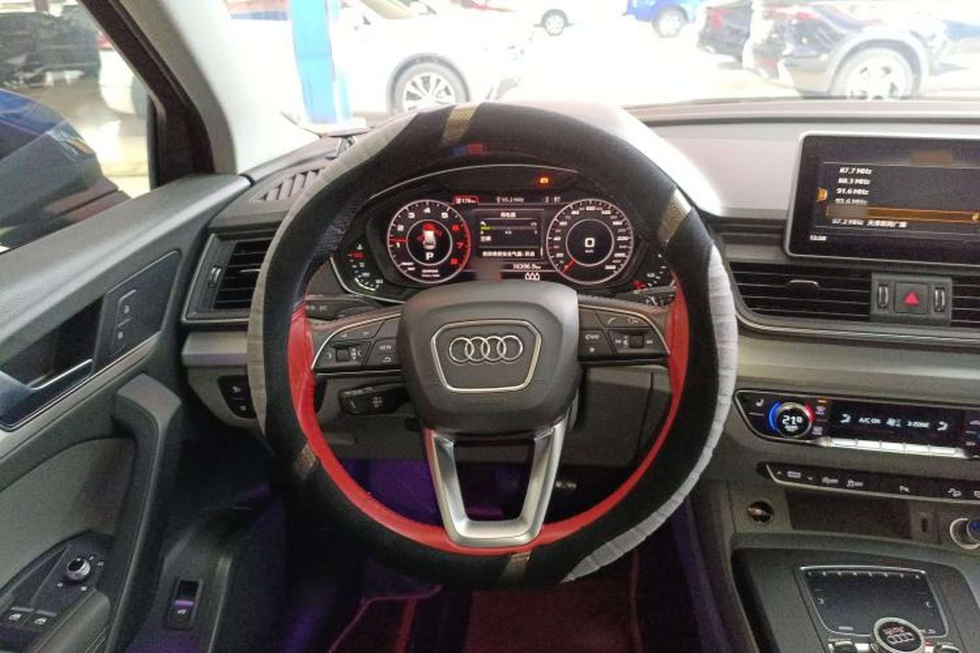 Used Audi Q5L 2018 40 TFSI Prestige Fashion Edition China V Steering Wheel
