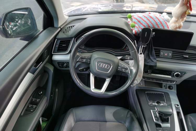 Used Audi Q5L 2018 40 TFSI Prestige Fashion Edition China V Steering Wheel