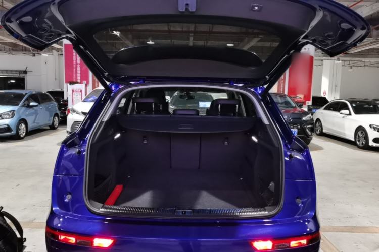 Used Audi Q5L 2018 40 TFSI Prestige Fashion Edition China VI Trunk