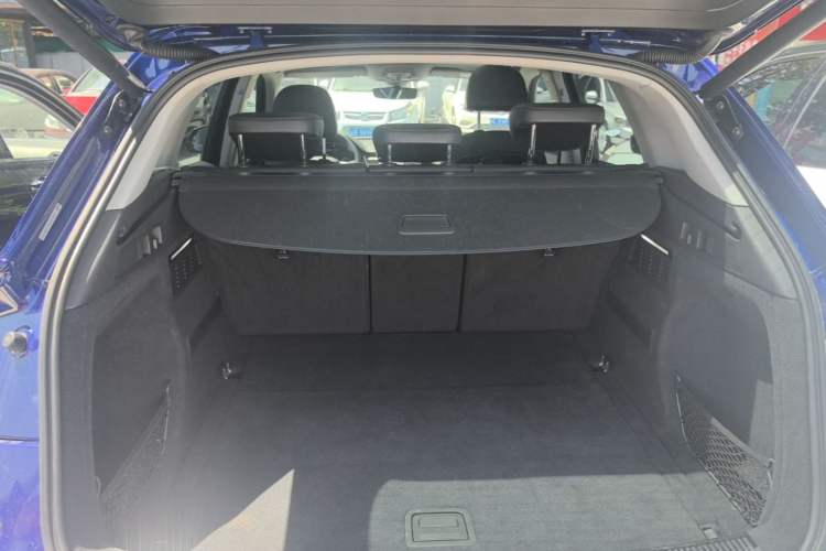 Used Audi Q5L 2018 45 TFSI Prestige Fashion Edition China V Emission Standard Trunk