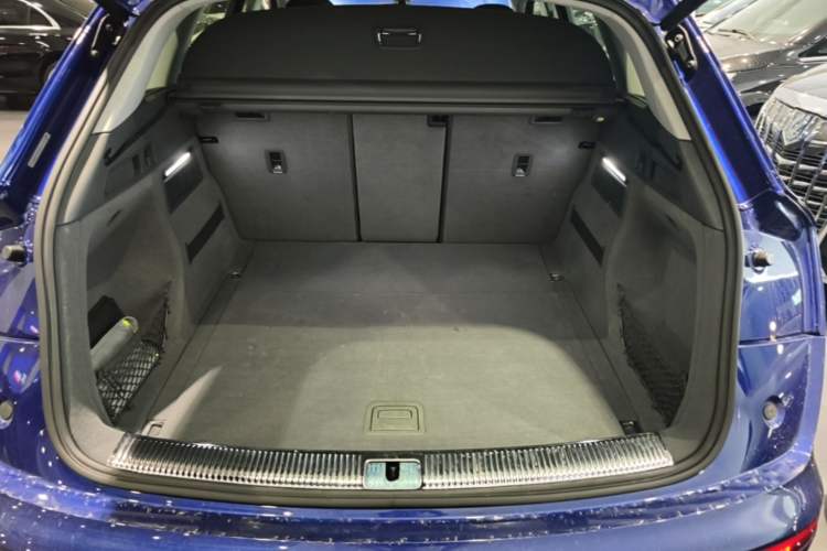 Used Audi Q5L 2018 40 TFSI Prestige Fashion Edition China V Trunk