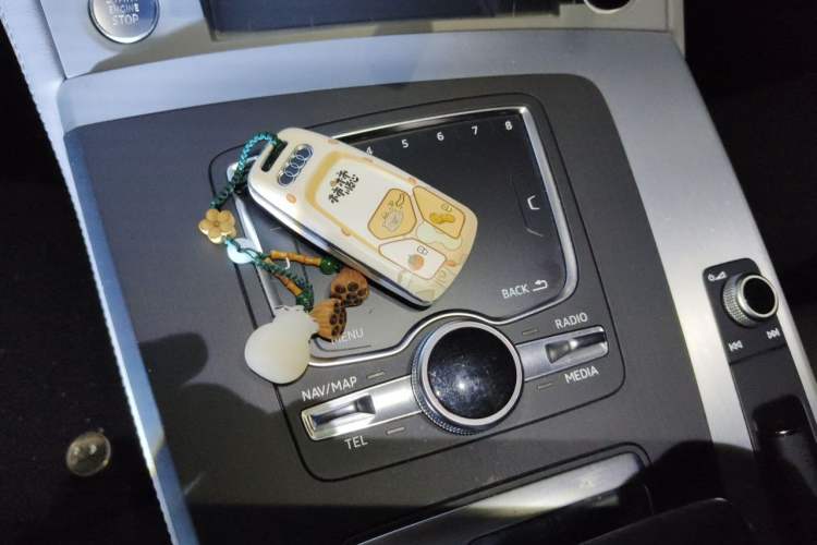 Used Audi Q5L 2018 40 TFSI Prestige Fashion Edition China V Vehicle Key