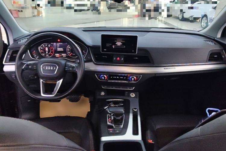 Used Audi Q5L 2018 40 TFSI Prestige Fashion Edition China V Center Console