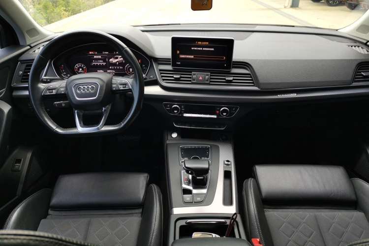 Used Audi Q5L 2018 45 TFSI Prestige Sport China V Center Console