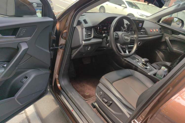 Used Audi Q5L 2018 45 TFSI Prestige Fashion Edition China V Emission Standard Driver Seat