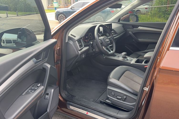 Used Audi Q5L 2018 45 TFSI Prestige Fashion Edition China V Emission Standard Driver Seat