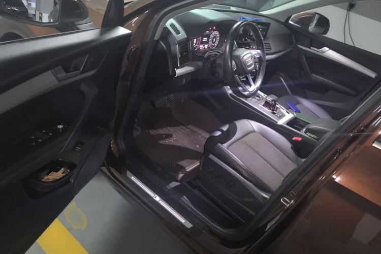 Used Audi Q5L 2018 40 TFSI Prestige Fashion Edition China V Driver Seat