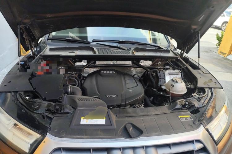 Used Audi Q5L 2018 40 TFSI Prestige Fashion Edition China V Engine Bay