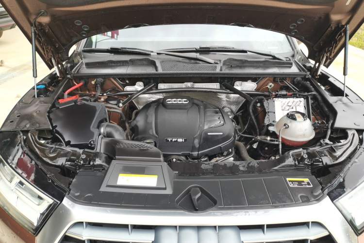 Used Audi Q5L 2018 45 TFSI Prestige Sport China V Engine Bay