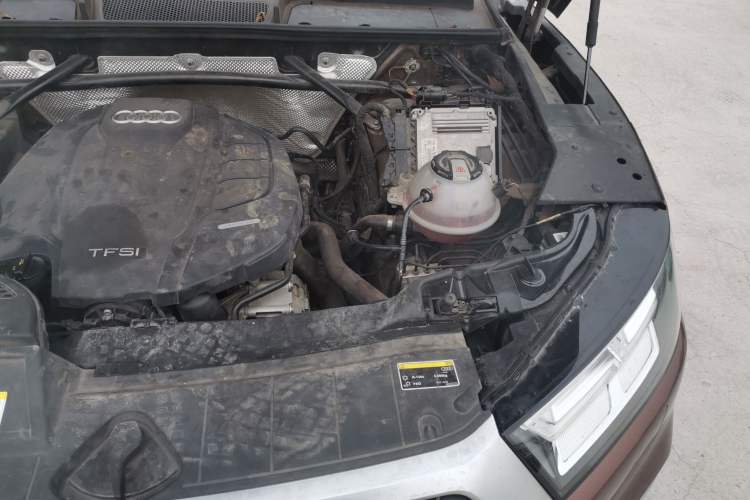 Used Audi Q5L 2018 40 TFSI Prestige Fashion Edition China V Engine Bay Left