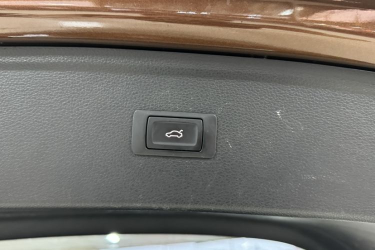 Used Audi Q5L 2018 40 TFSI Prestige Fashion Edition China V Exterior 12